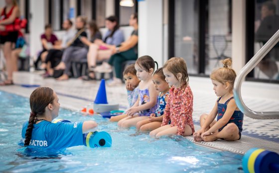 small group swim lessons