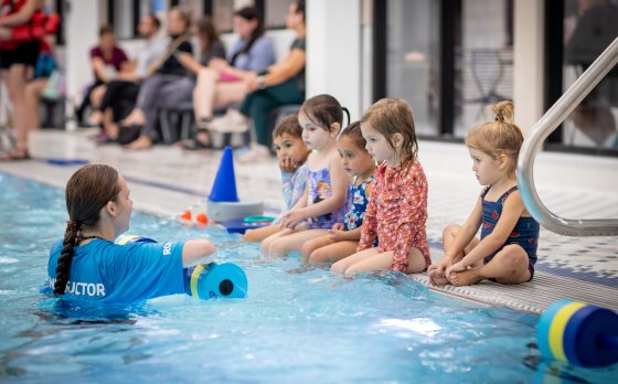 small group swim lessons