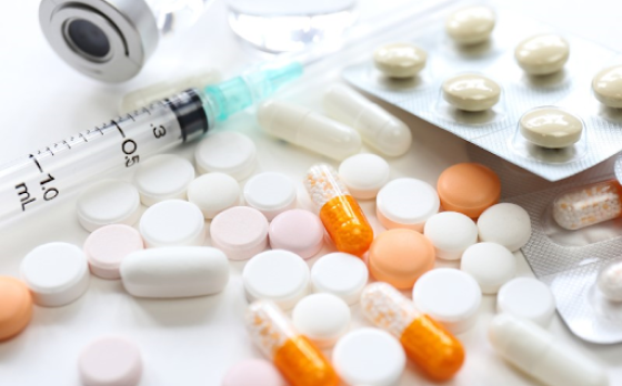 Pills, syringes and medications