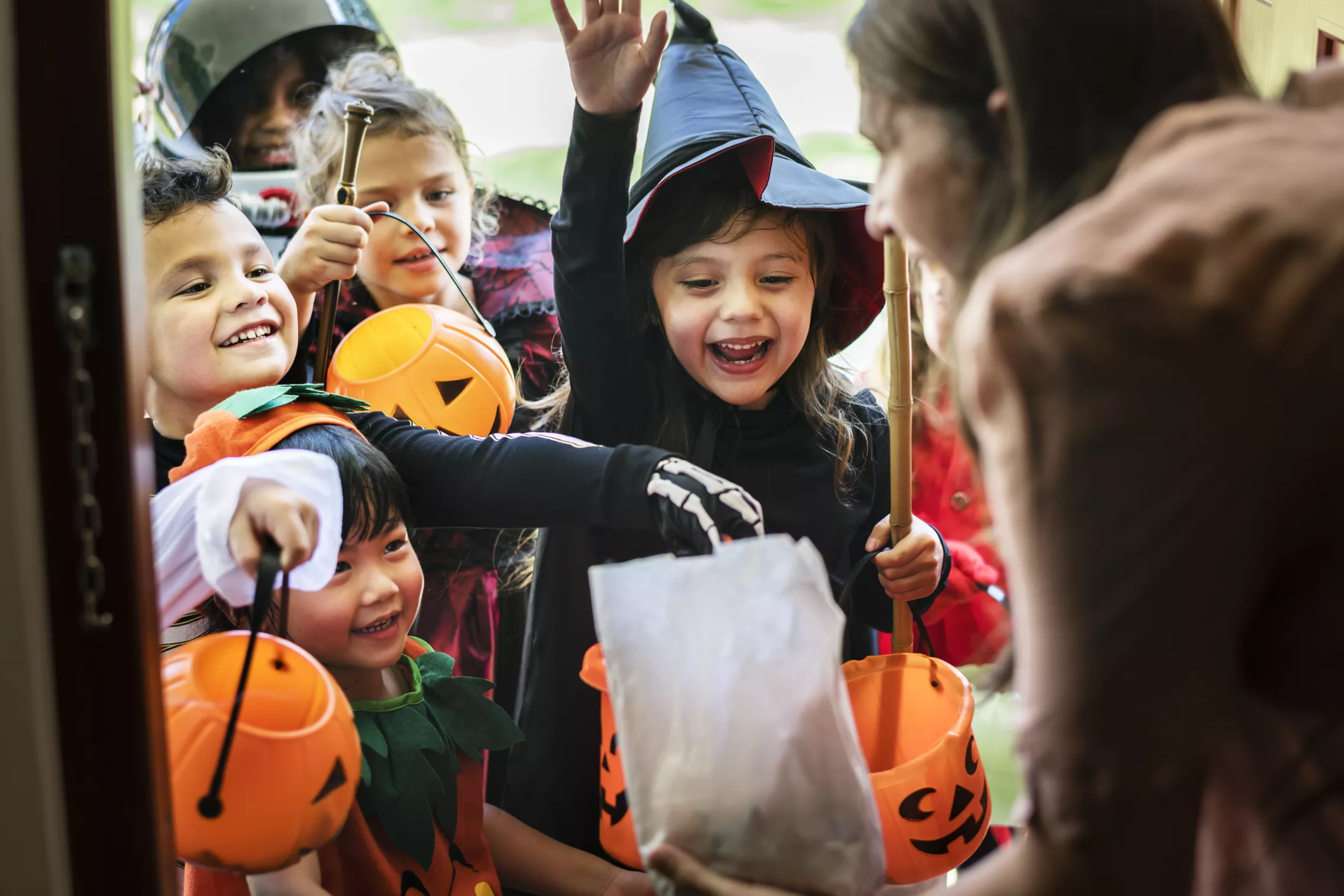 halloween-camp-arrowhead