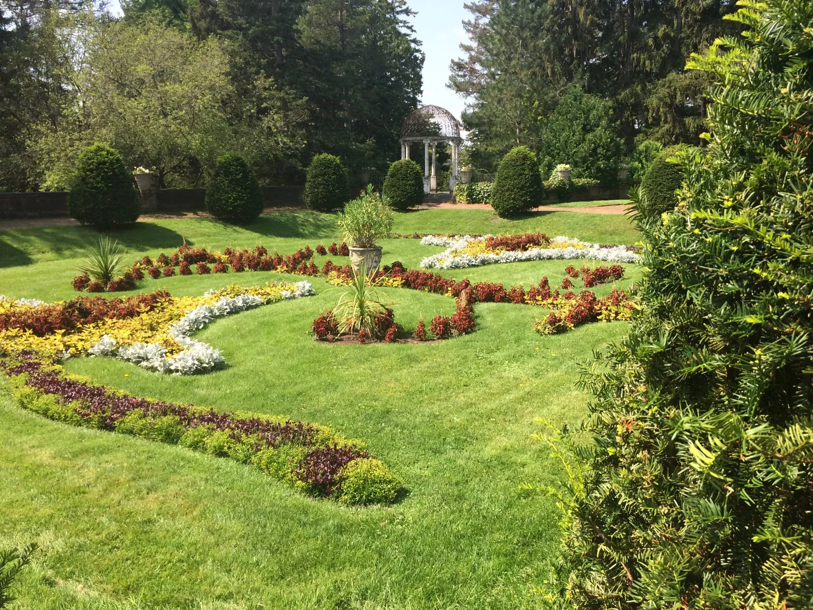 Sonnenberg Gardens