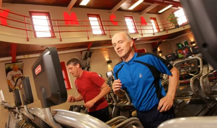 men_looking_to_restart_an_exercise_regimen_should_do_so_gradually.jpg