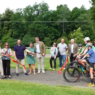 ribbon cutting ceremony